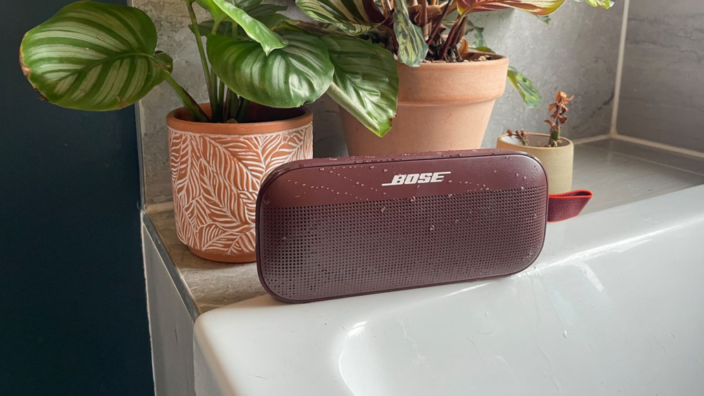 Bose SoundLink Flex: The Ultimate Portable Speaker for Music Lovers